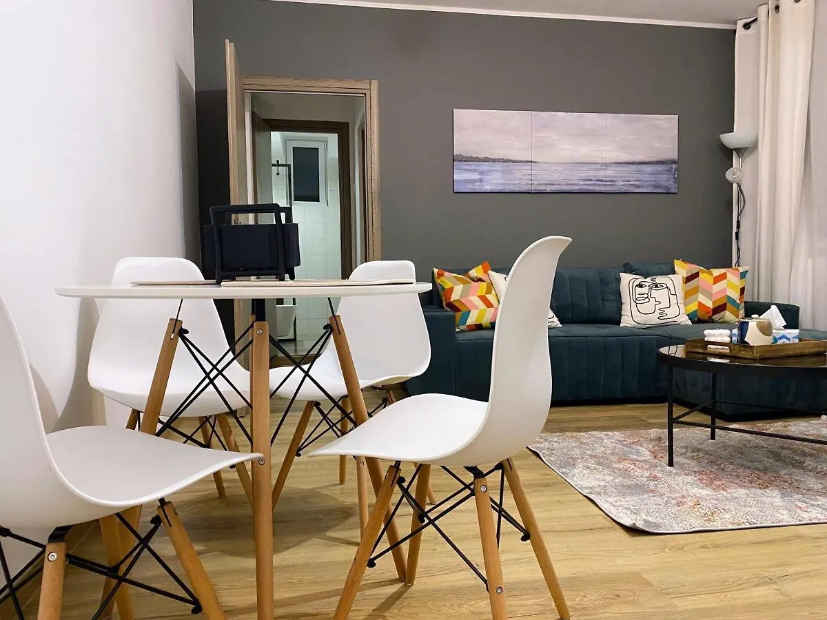 Central Cozy Apartment North Railway St - 4 Min Walk Bükreş